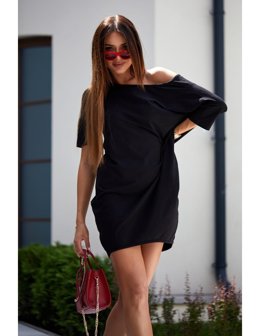 Black oversize dress with a neckline on the back 3380 - Online store - Boutique